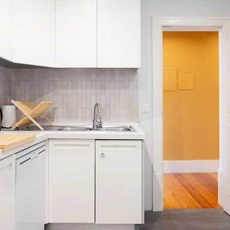 Lägenhet снеск Q,r-с0de First -,-3-bedroom With River View - Baixa
