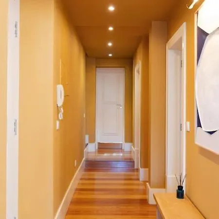 아파트 снеск Q,r-с0de First -,-3-bedroom With River View - Baixa 리스본